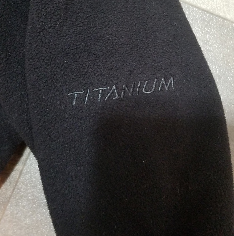 Columbia Womens Titanium Fleece Size Medium - Picture 4 of 5